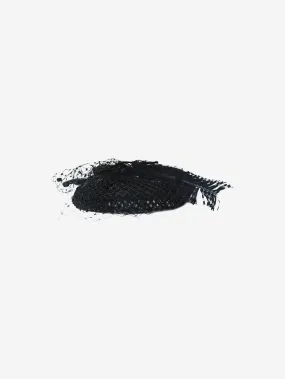 Black fishnet beret