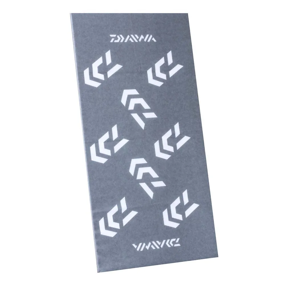 Daiwa Neck Scarf