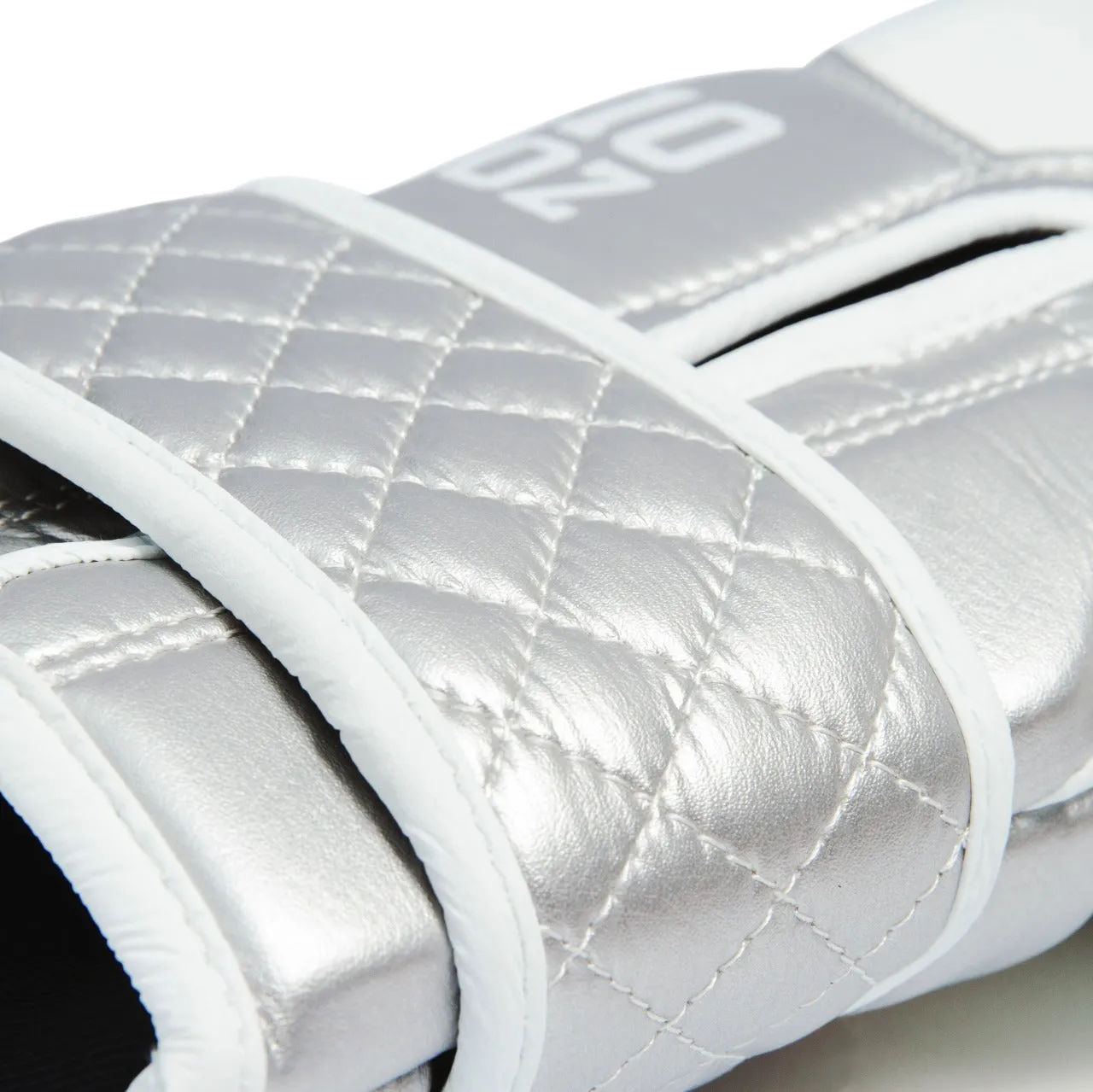 Focus Boxing Gloves | Alabaster Porcelain