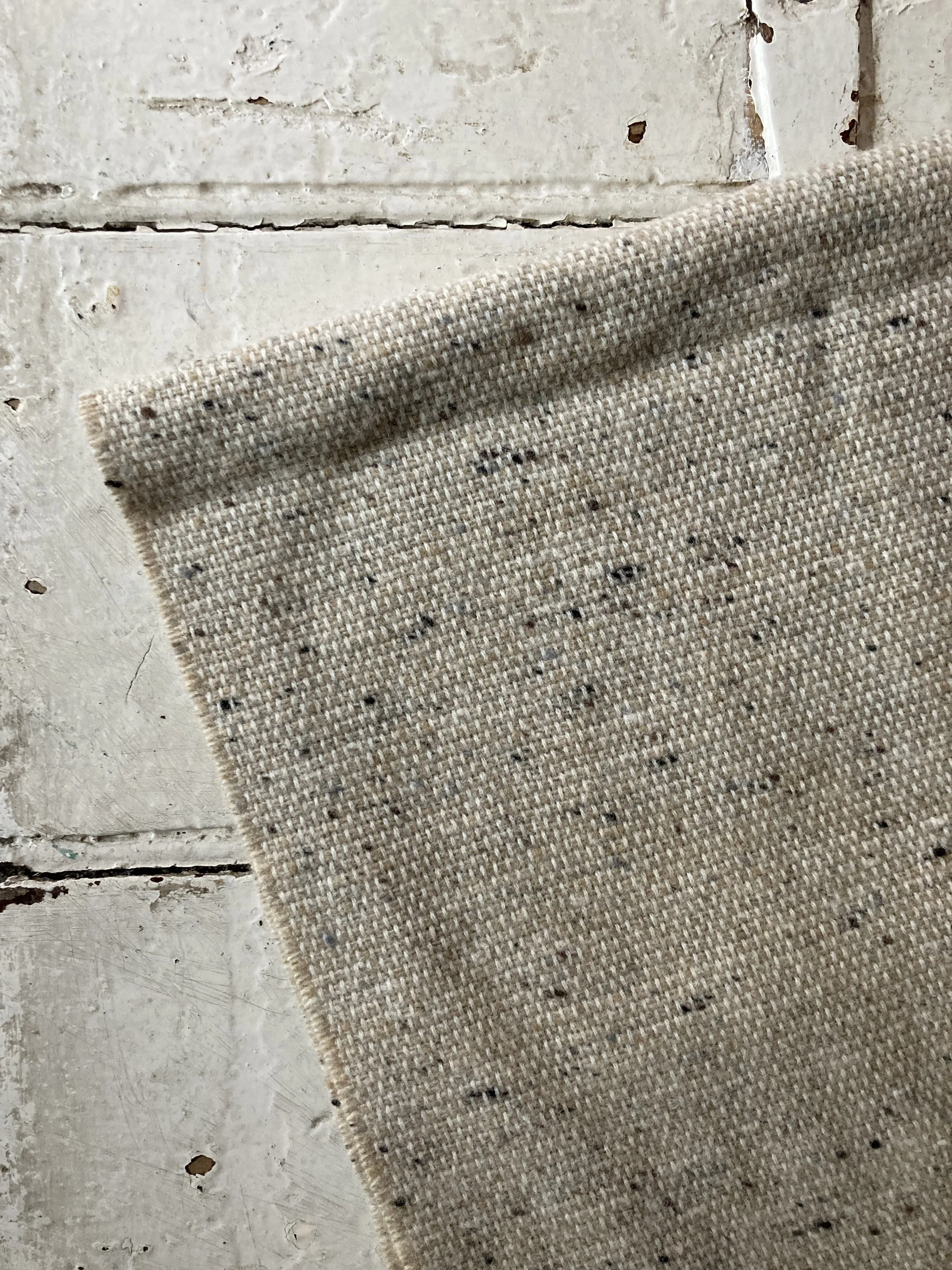 McNutt | Unisex Lambswool Tweed Scarf | Oat Fleck