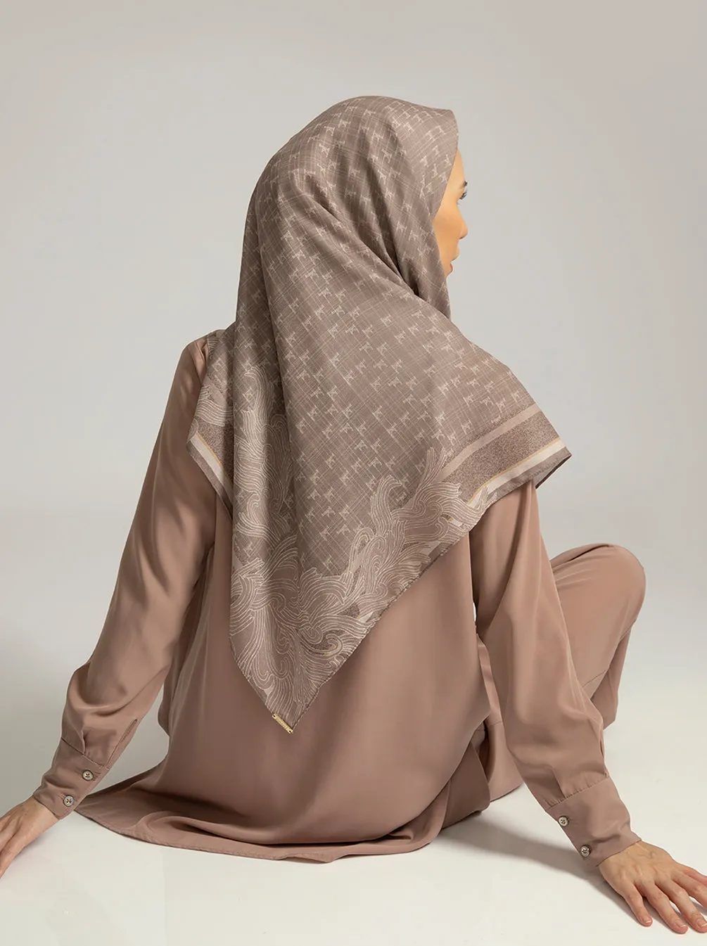 MONOGRAM SCARF COFFEE ROSE